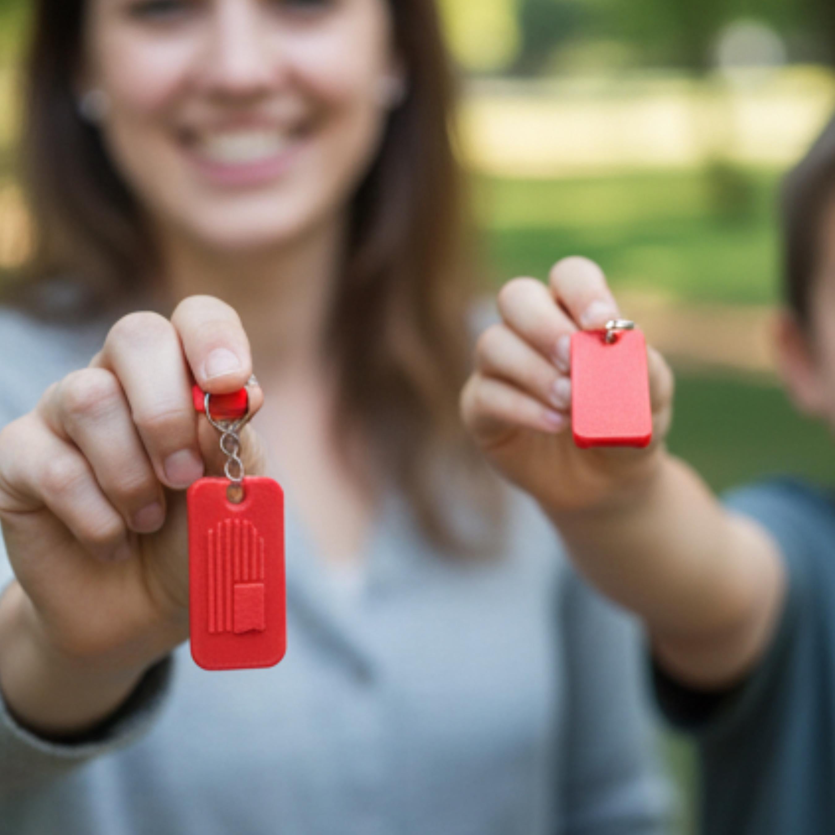 High Volume Survival Whistle - 3D Printed Personal Safety Keychain - Emergency Alert Whistle for Women & Seniors - Loud 118dB Signal Pod
