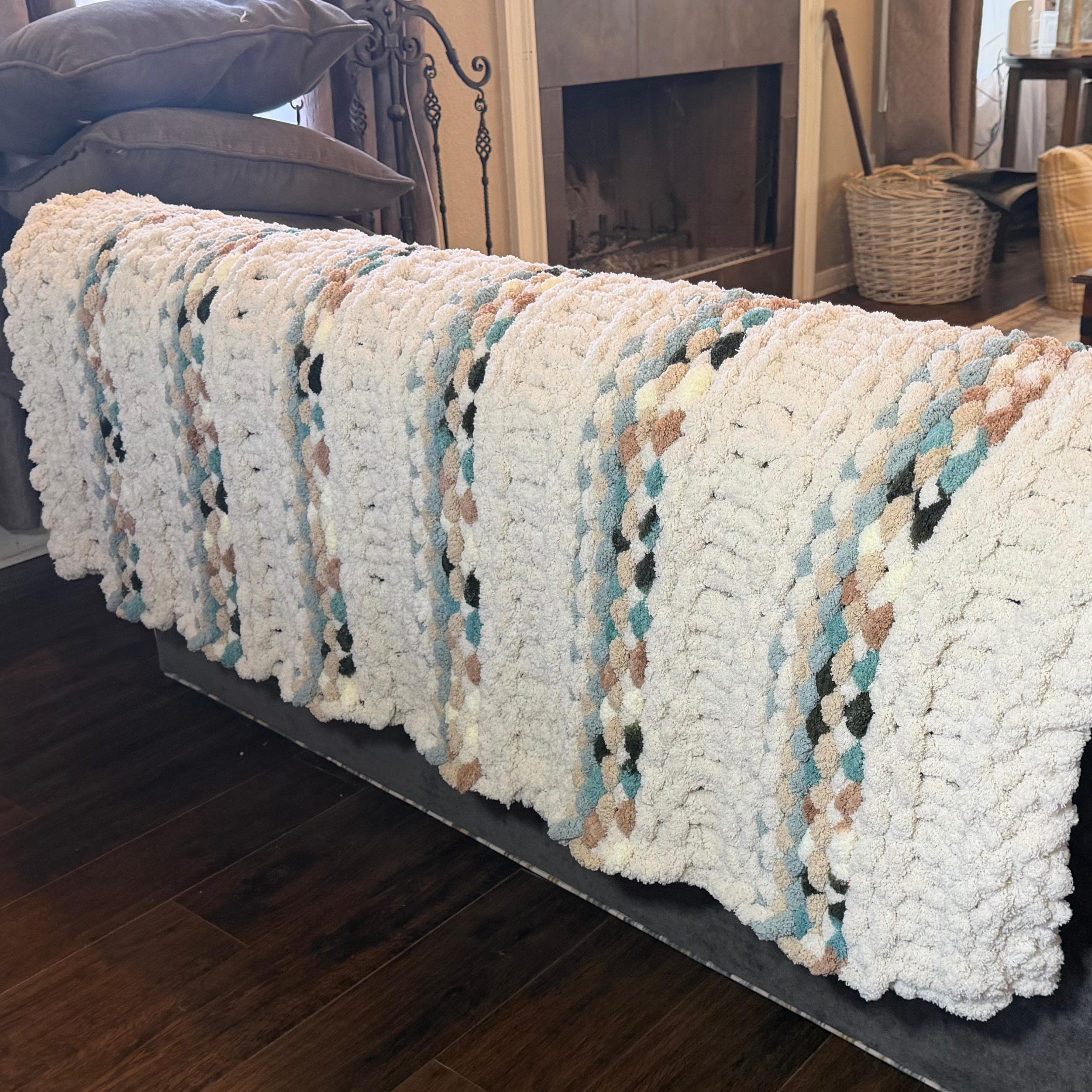 Chunky Knit Chenille Throw Blanket, Cream & Teal, Pet Friendly